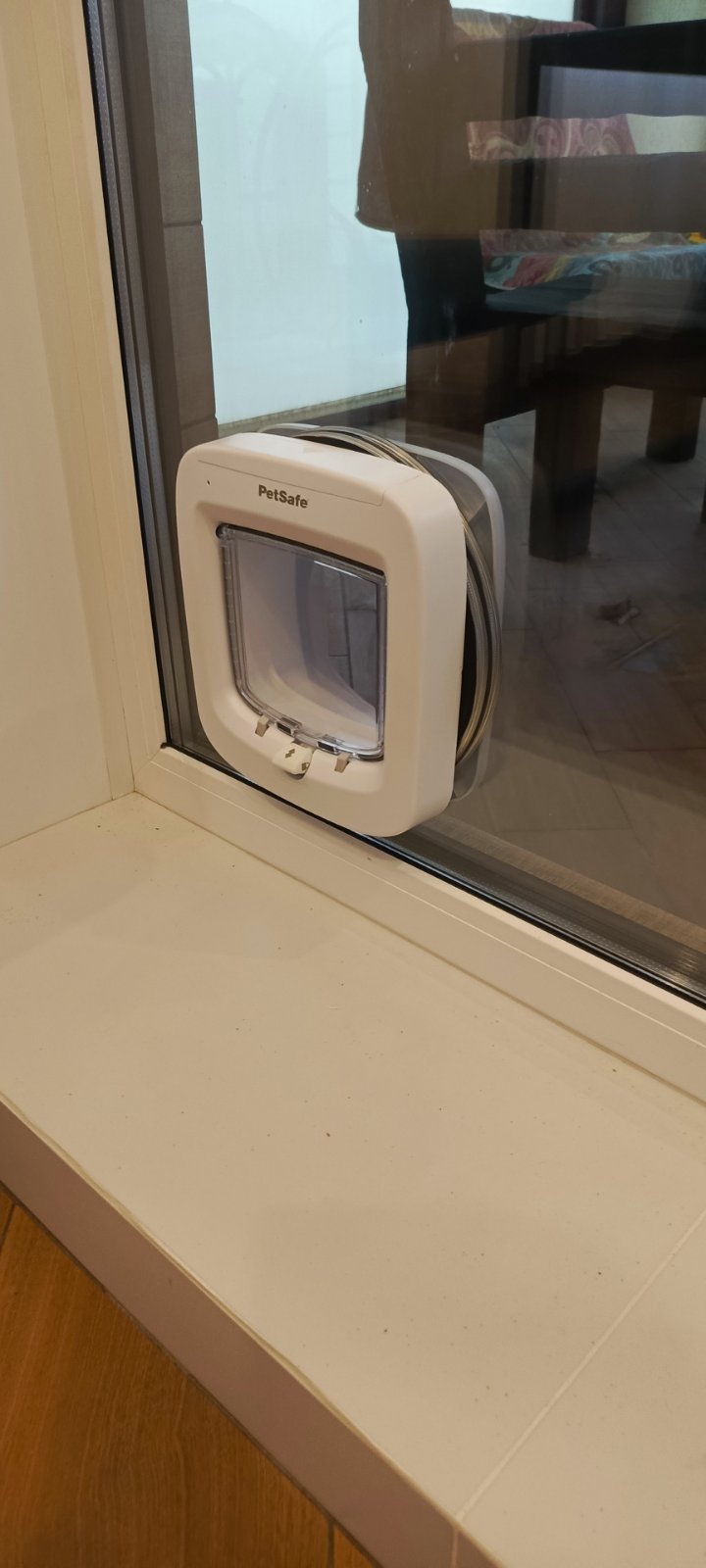 Пример установки дверцы для кота