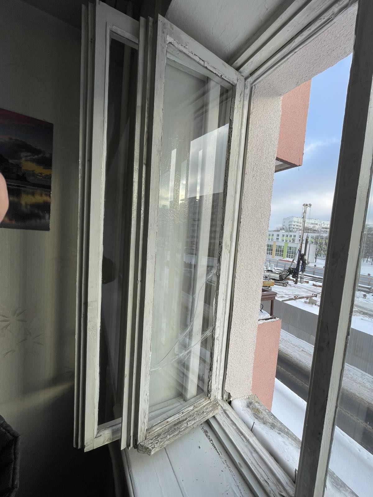 Замена стекла в рассохшейся раме